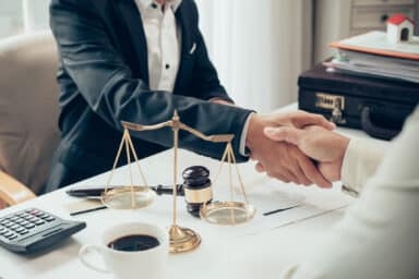 7 Ways for New Lawyers to Get First-Time Clients