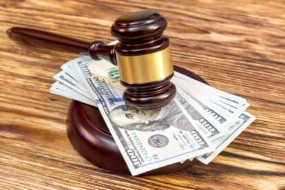 A Definitive Guide to Understanding Lawyer Hourly Rate